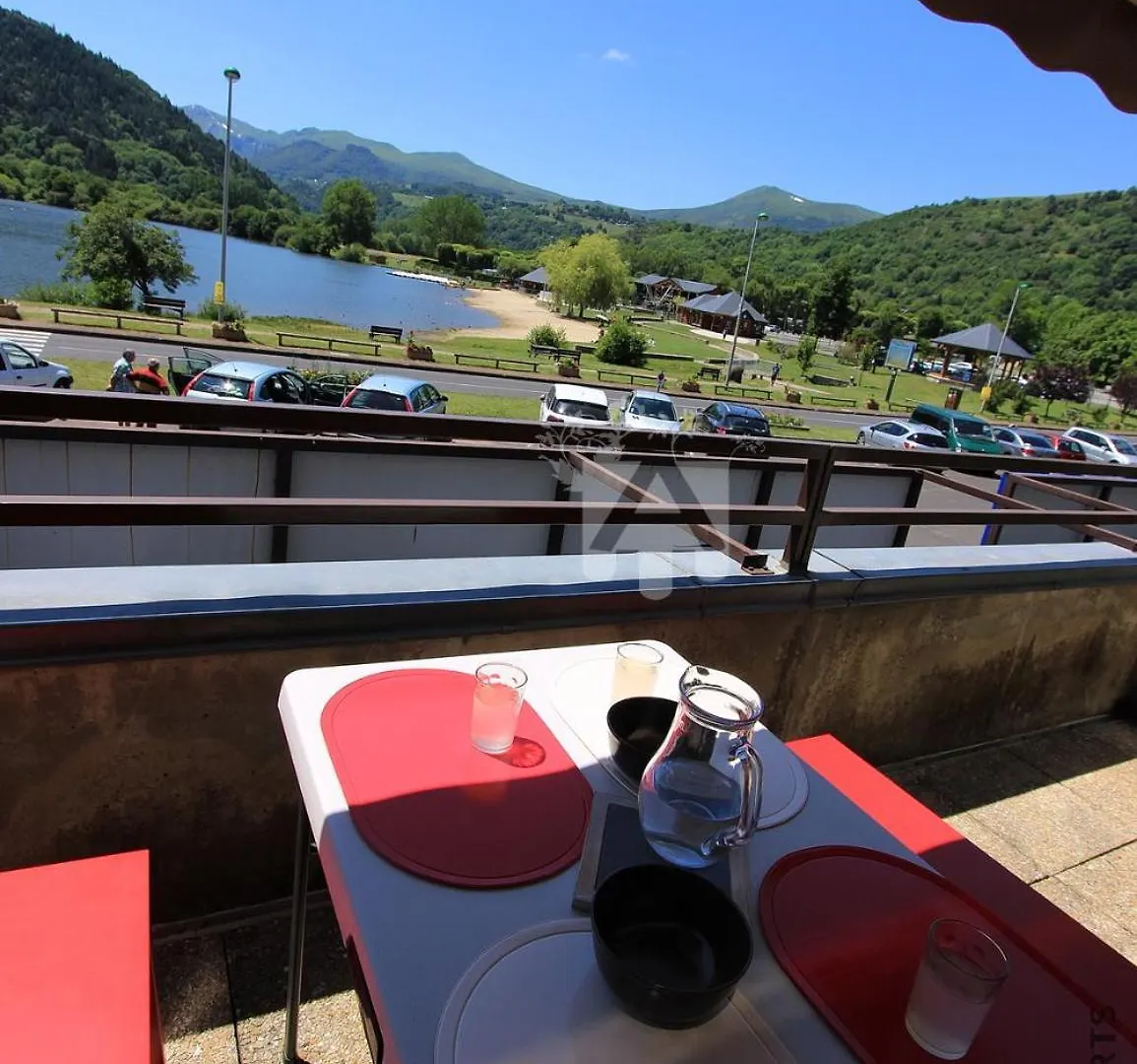 Holiday home Rev'O'Lac 2 Chambon-sur-Lac
