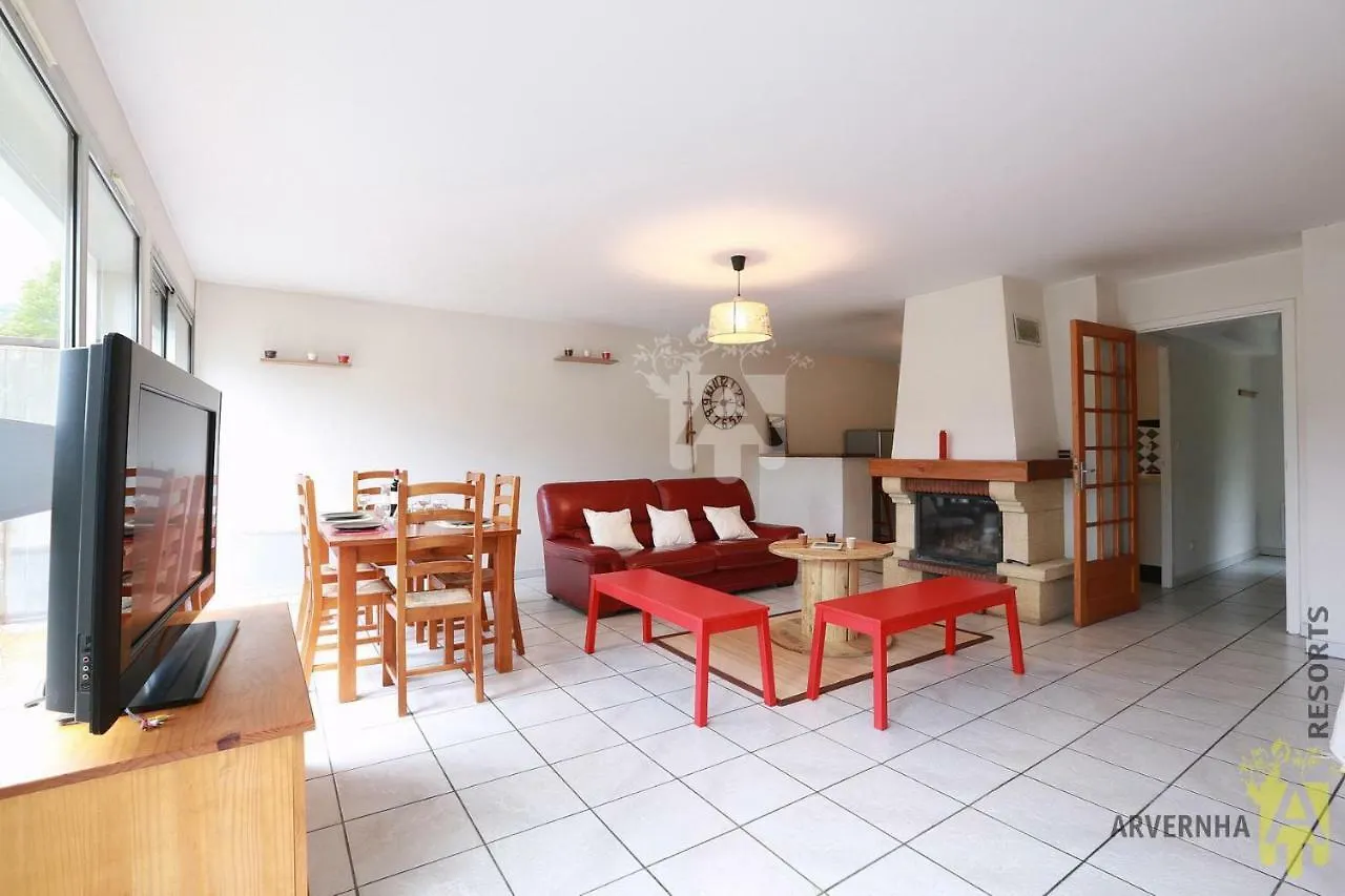 Holiday home Rev'O'Lac 2 Chambon-sur-Lac