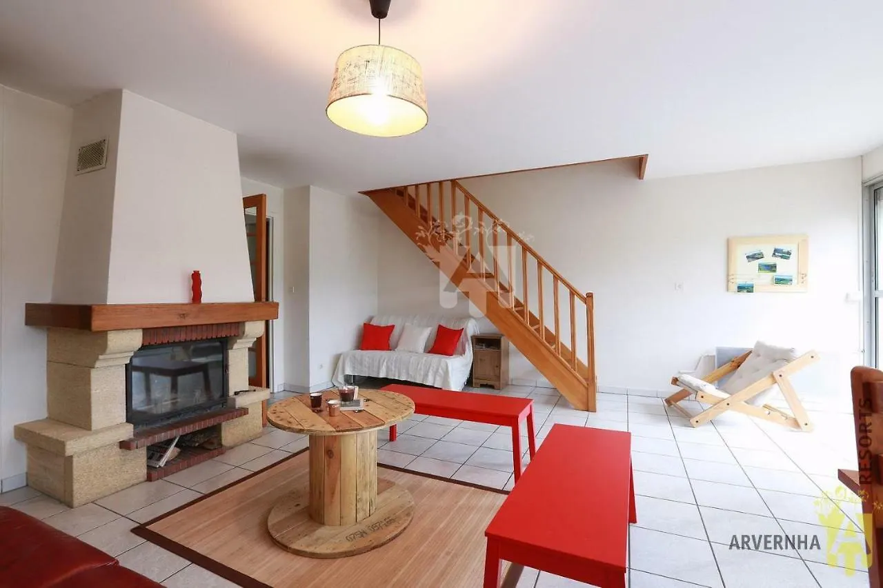 Rev'O'Lac 2 Chambon-sur-Lac Holiday home
