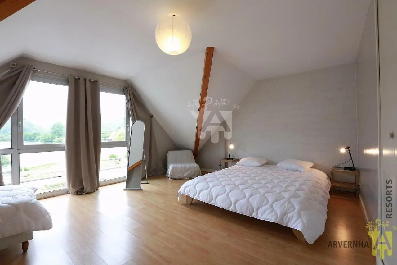 Holiday home Rev'O'Lac 2 Chambon-sur-Lac France